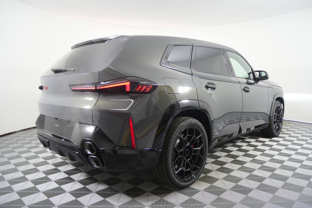 Thumbnail: 2026 BMW XM - 3