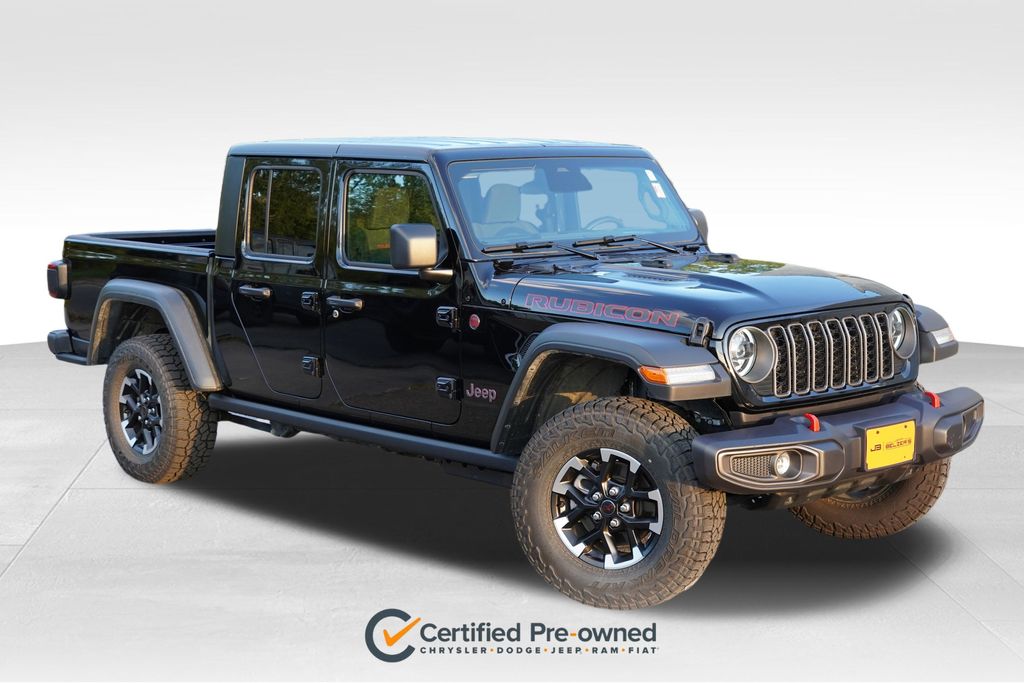 Black Clearcoat 2026 Jeep Gladiator Pickup Truck Four-Wheel Drive 8-Speed Automatic
