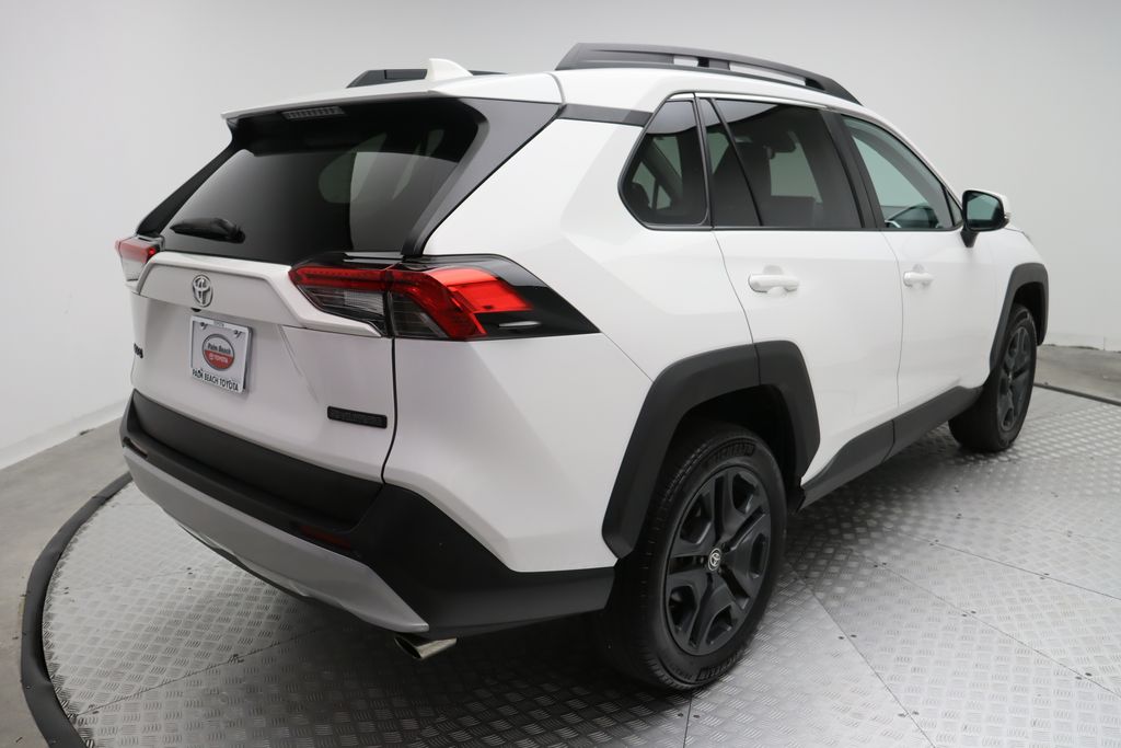 2024 Toyota RAV4 Adventure 8