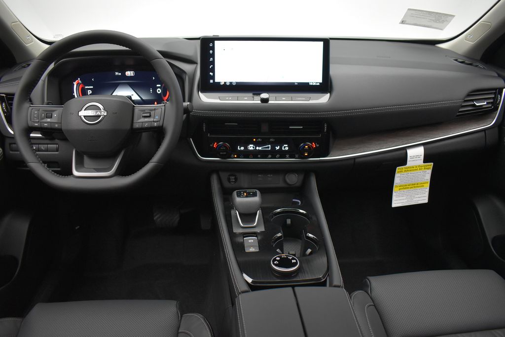 Thumbnail: 2026 Nissan Rogue - 30