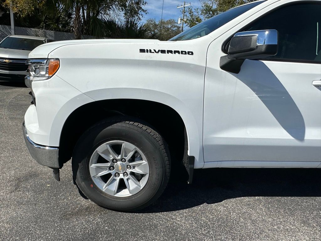 2024 Chevrolet Silverado 1500 LT 10