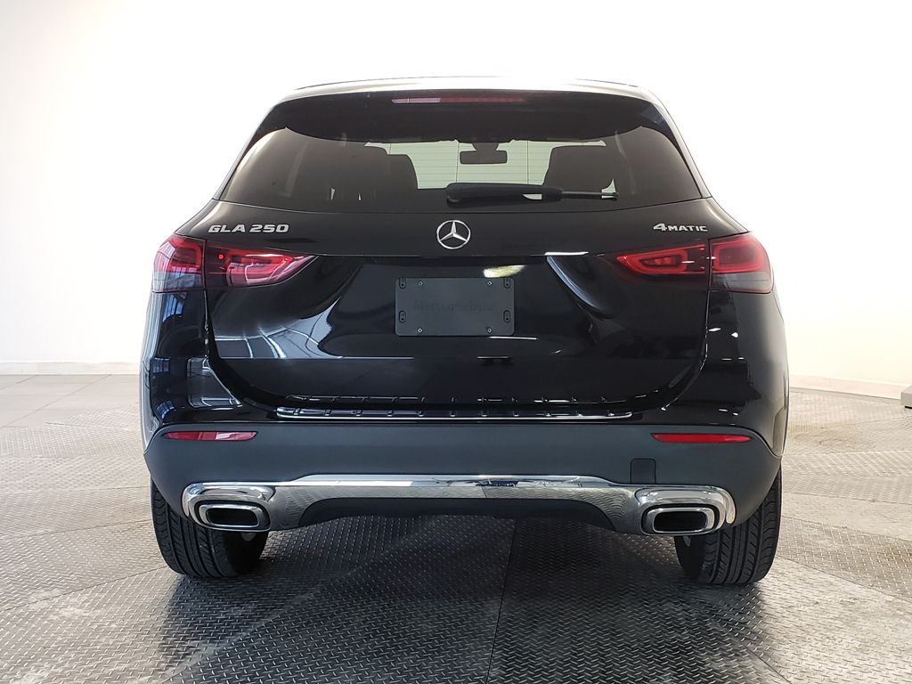 Thumbnail: 2021 Mercedes-Benz GLA - 4