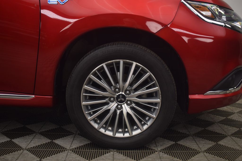 used 2020 Mitsubishi Outlander PHEV car, priced at $20,500