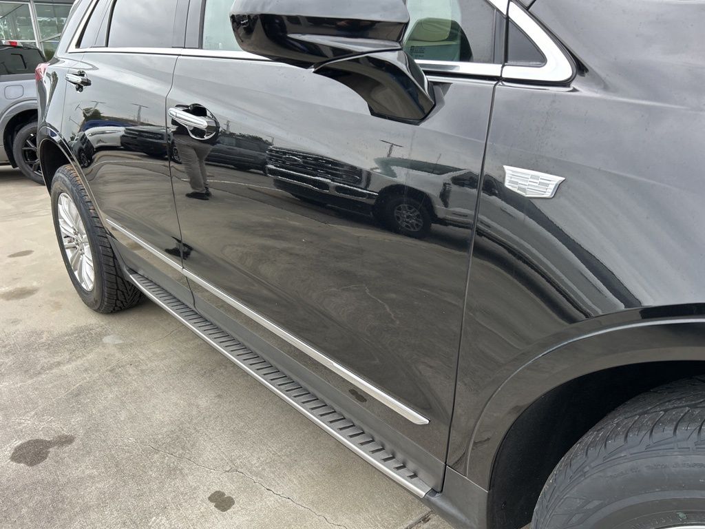 2017 Cadillac XT5 Standard