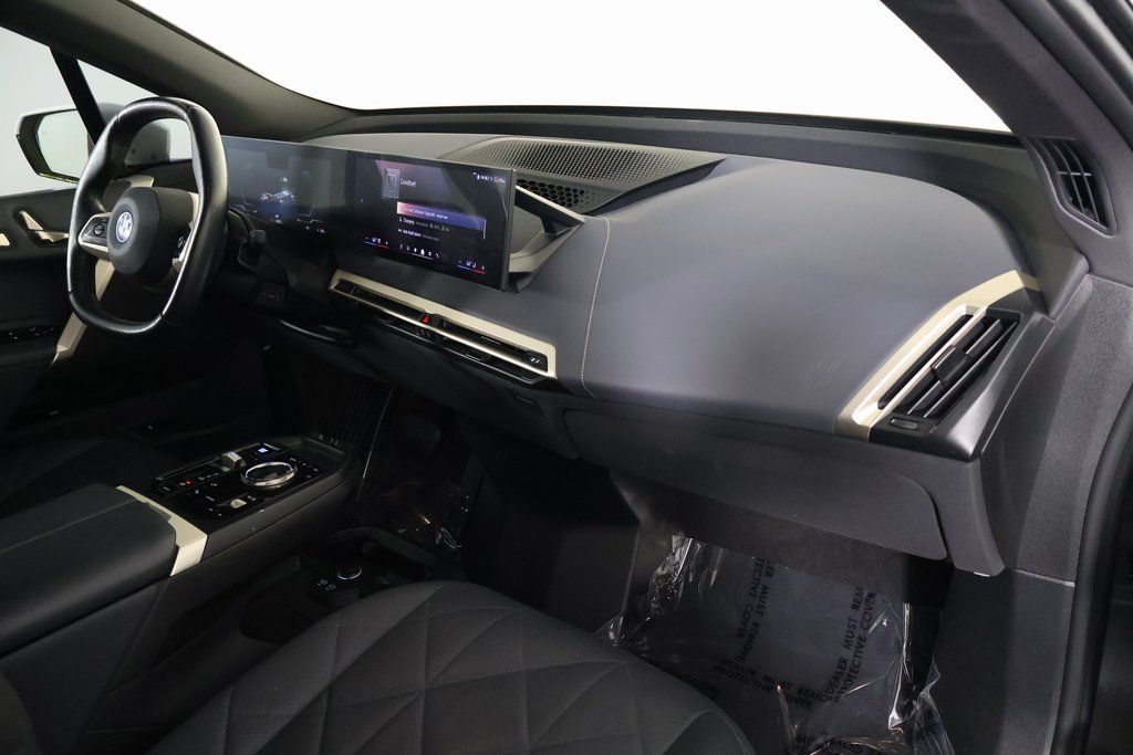 Thumbnail: 2024 BMW iX - 9