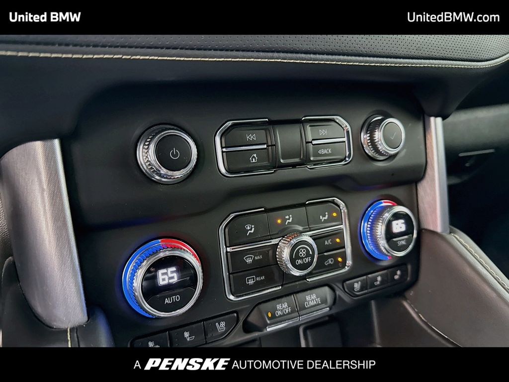 Thumbnail: 2023 GMC Yukon XL - 11