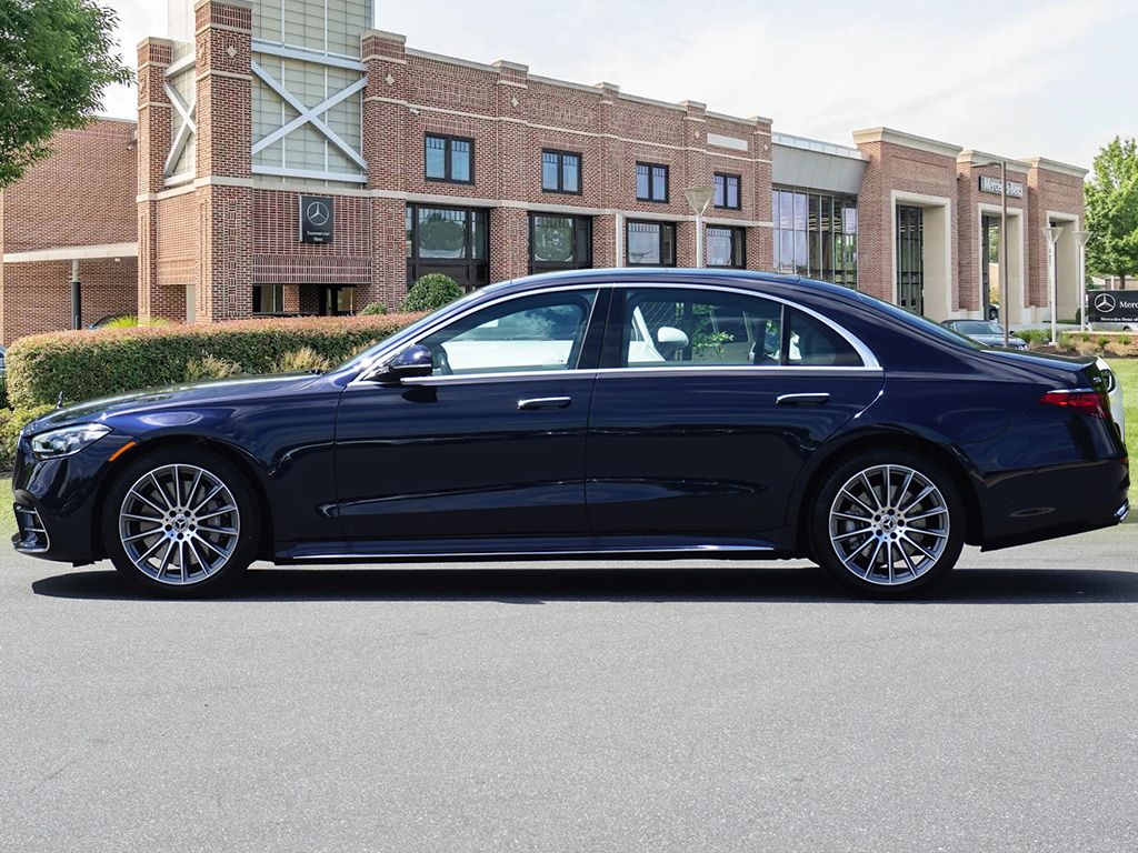 Thumbnail: 2026 Mercedes-Benz S-Class - 8