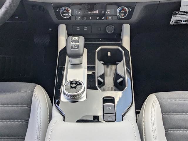 Used 2025 Mitsubishi Outlander SUV