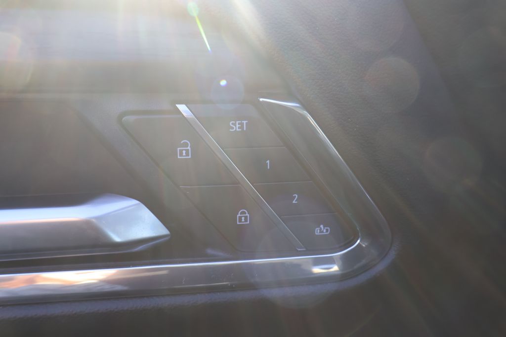 Thumbnail: 2025 GMC Sierra 1500 - 18