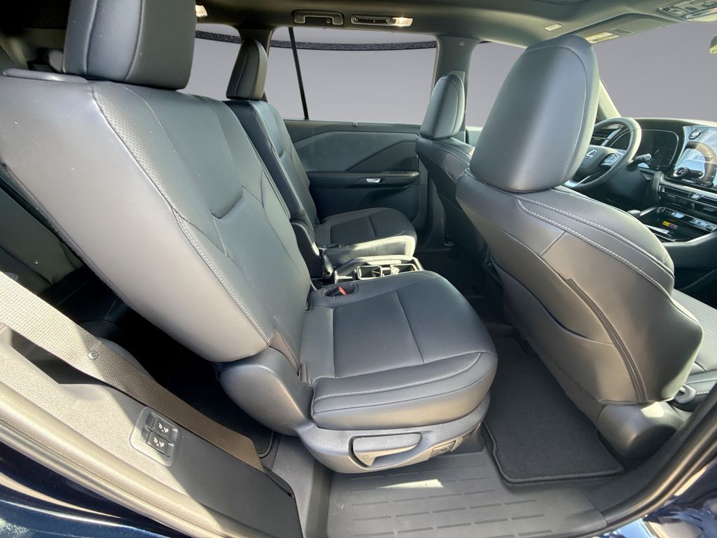 Thumbnail: 2026 Lexus TX - 17