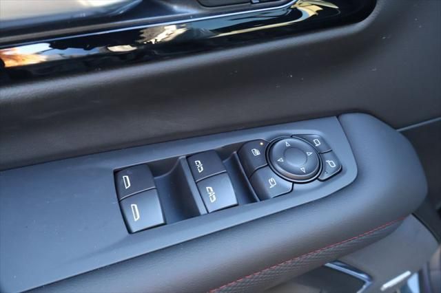 Thumbnail: 2026 Chevrolet Suburban - 19