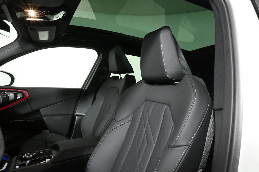 Thumbnail: 2026 BMW X3 - 16