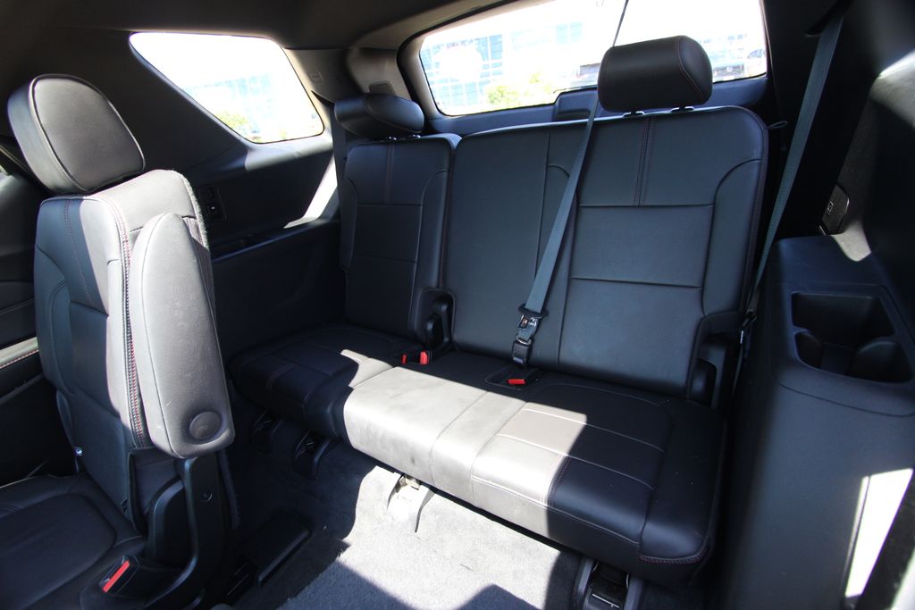 Used 2023 Chevrolet Traverse SUV