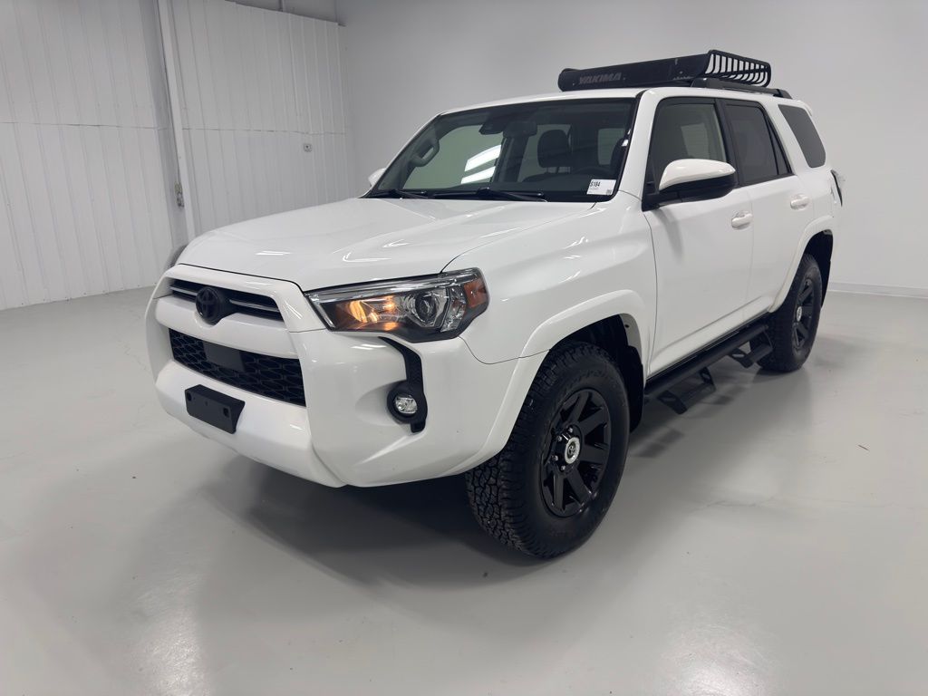 White 2022 Toyota 4Runner Trail Special Edition 4WD SUV / Crossover Four-Wheel Drive 5-Speed Automatic