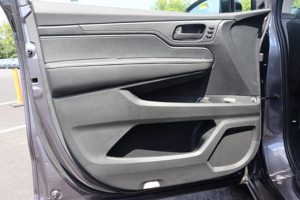 Thumbnail: 2026 Honda Odyssey - 28