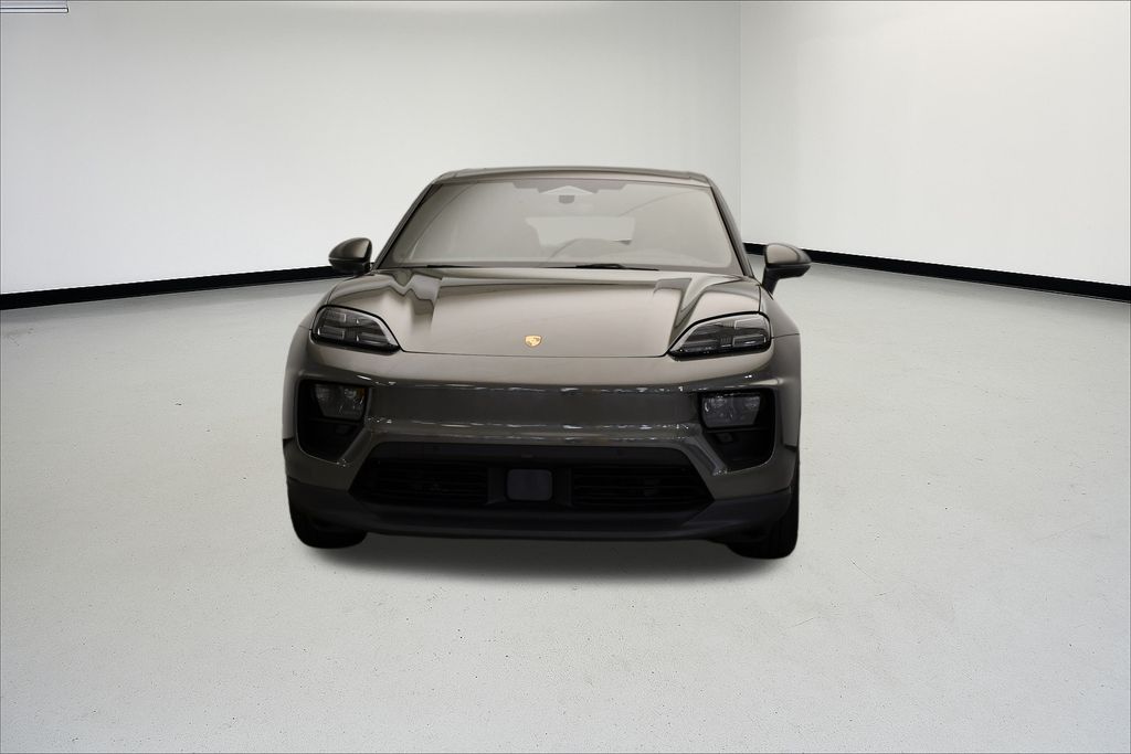 Thumbnail: 2025 Porsche Macan - 10