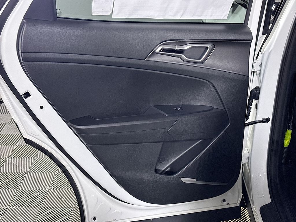 2026 Kia Sportage Hybrid S