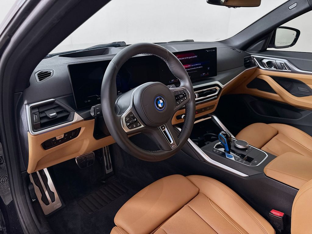 Thumbnail: 2023 BMW i4 - 9