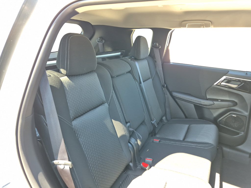 2026 Mitsubishi Outlander ES White at Big Star Chrysler Jeep Dodge Ram 