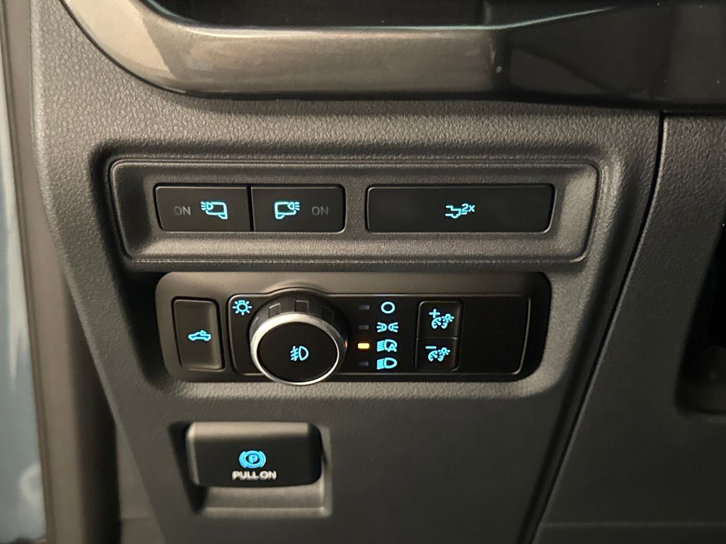Certified Used 2023 Blue Ford XLT image 20