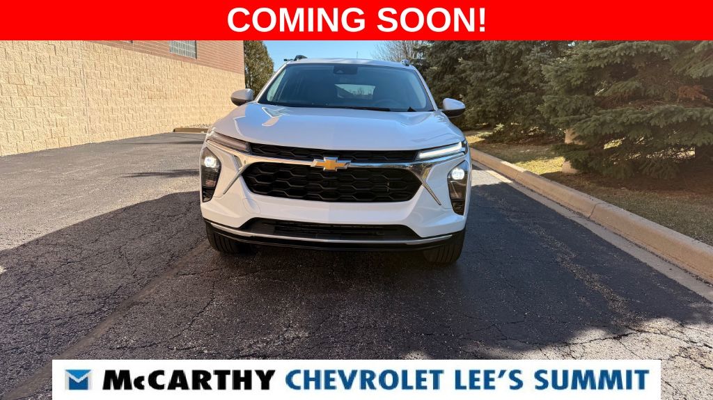 Used 2025 Chevrolet Trax LT with VIN KL77LHEP1SC161854 for sale in Kansas City