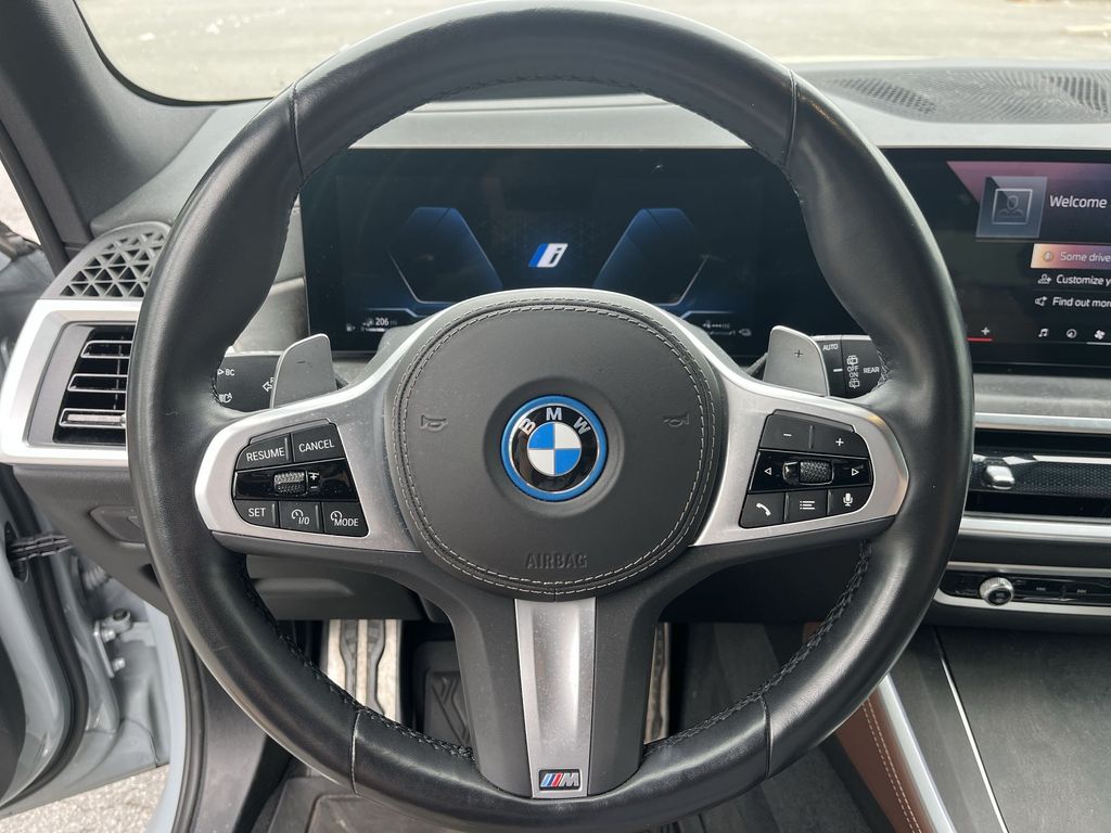 Thumbnail: 2024 BMW X5 - 14
