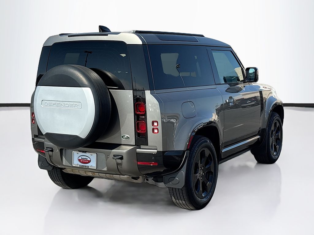 Thumbnail: 2022 Land Rover Defender - 5