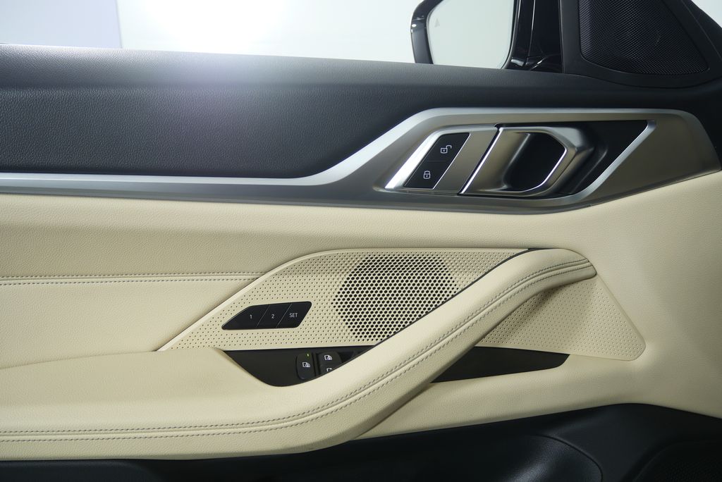 Thumbnail: 2024 BMW i4 - 8