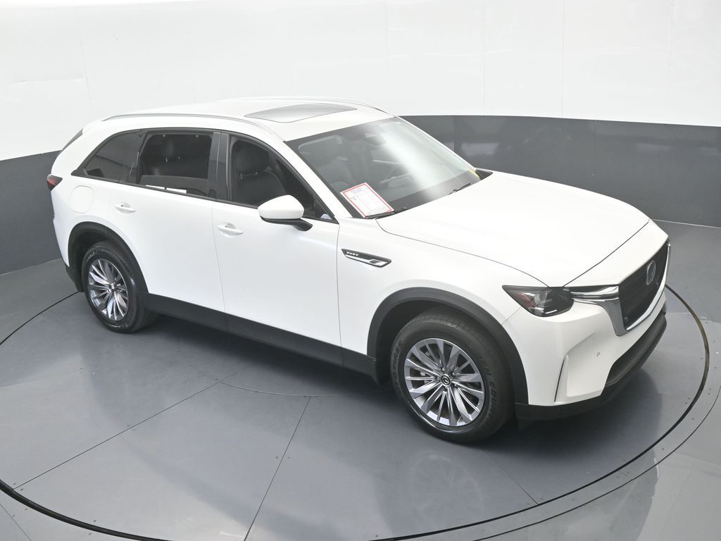Used 2025 Rhodium White Premium Mazda Preferred image 53