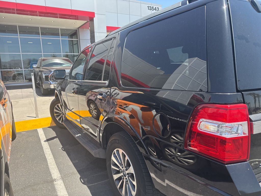 Thumbnail: 2017 Ford Expedition - 4
