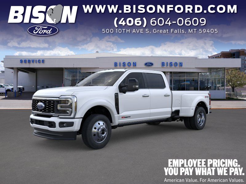 Star White Metallic Tri-Coat 2026 Ford F-450 Super Duty Pickup Truck Four-Wheel Drive Automatic