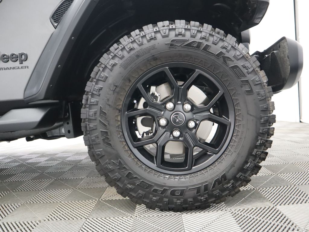 Thumbnail: 2024 Jeep Wrangler - 32