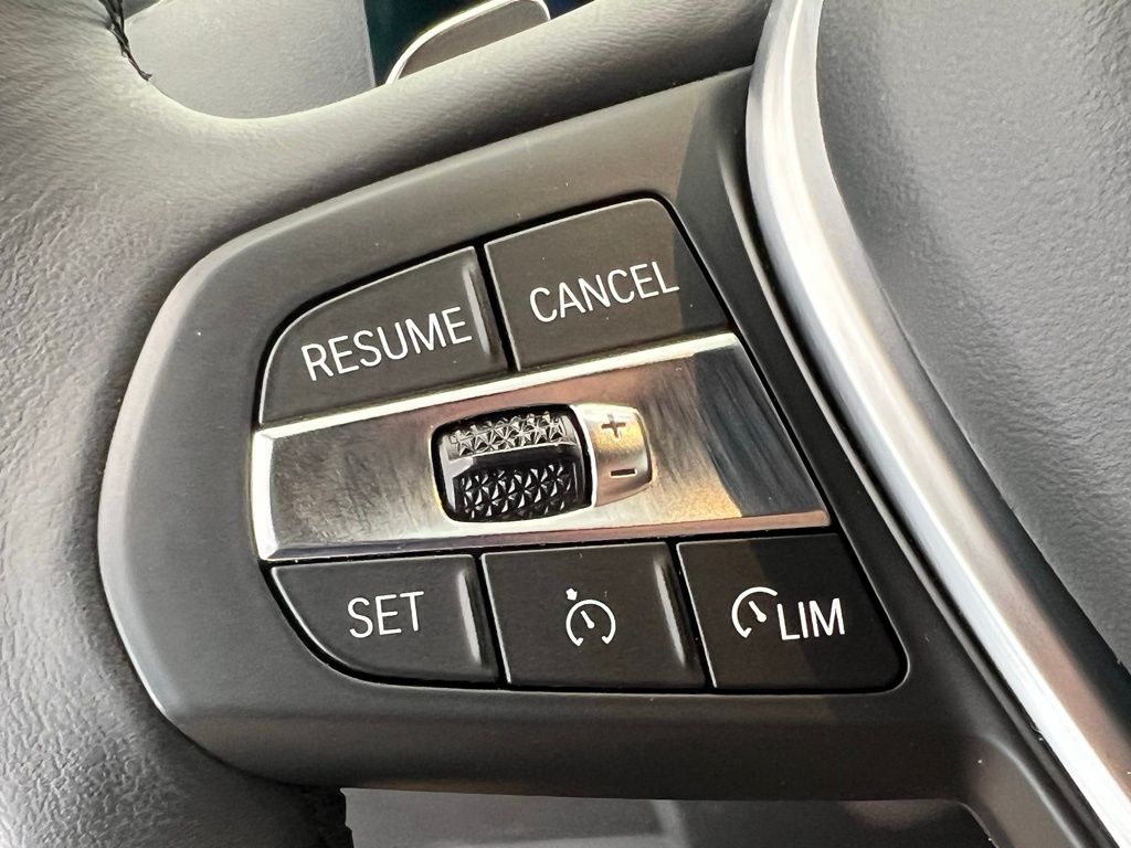 2023 BMW 3 Series 330i xDrive 20