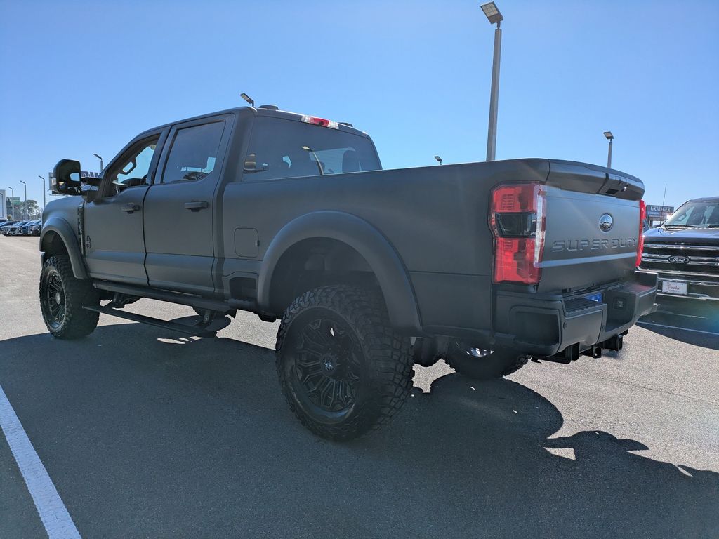 2026 Ford F-250 Black Widow