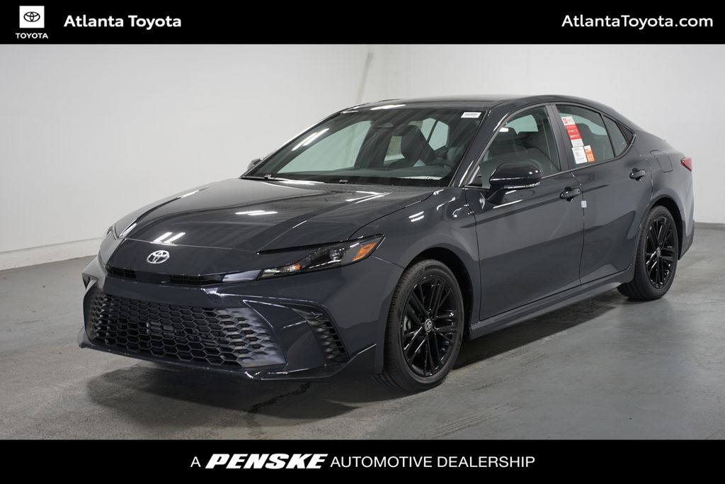 2025 Toyota Camry SE Hero Image