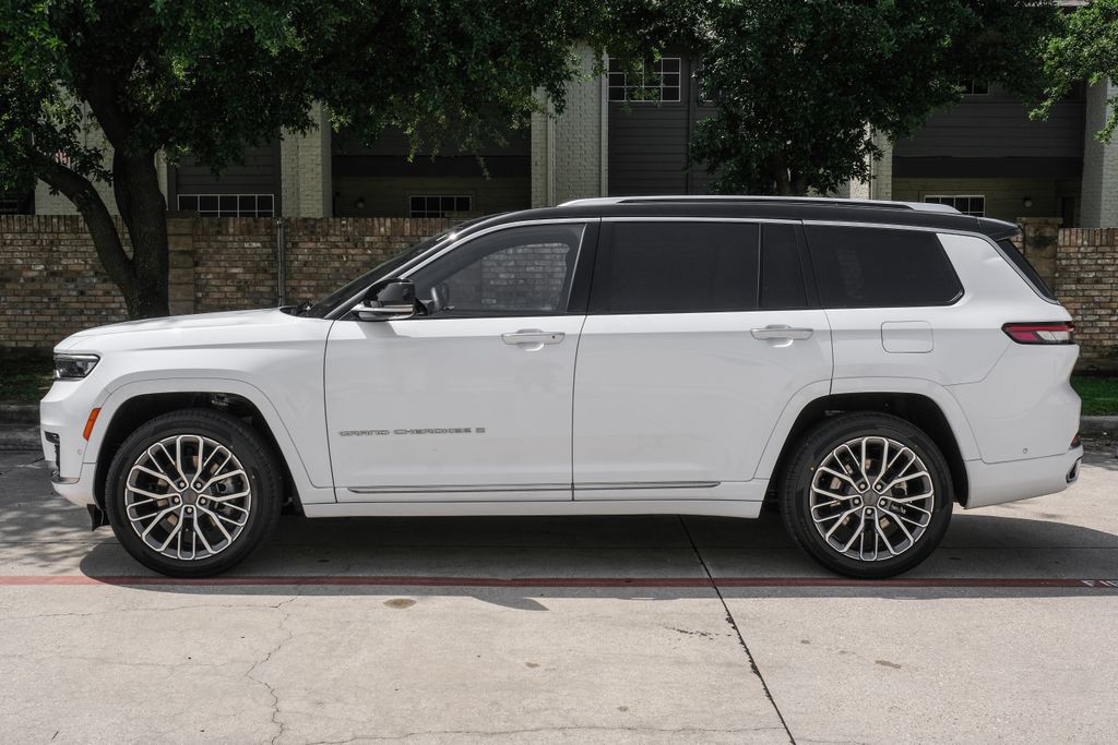 used 2023 Jeep Grand Cherokee L car, priced at $47,778