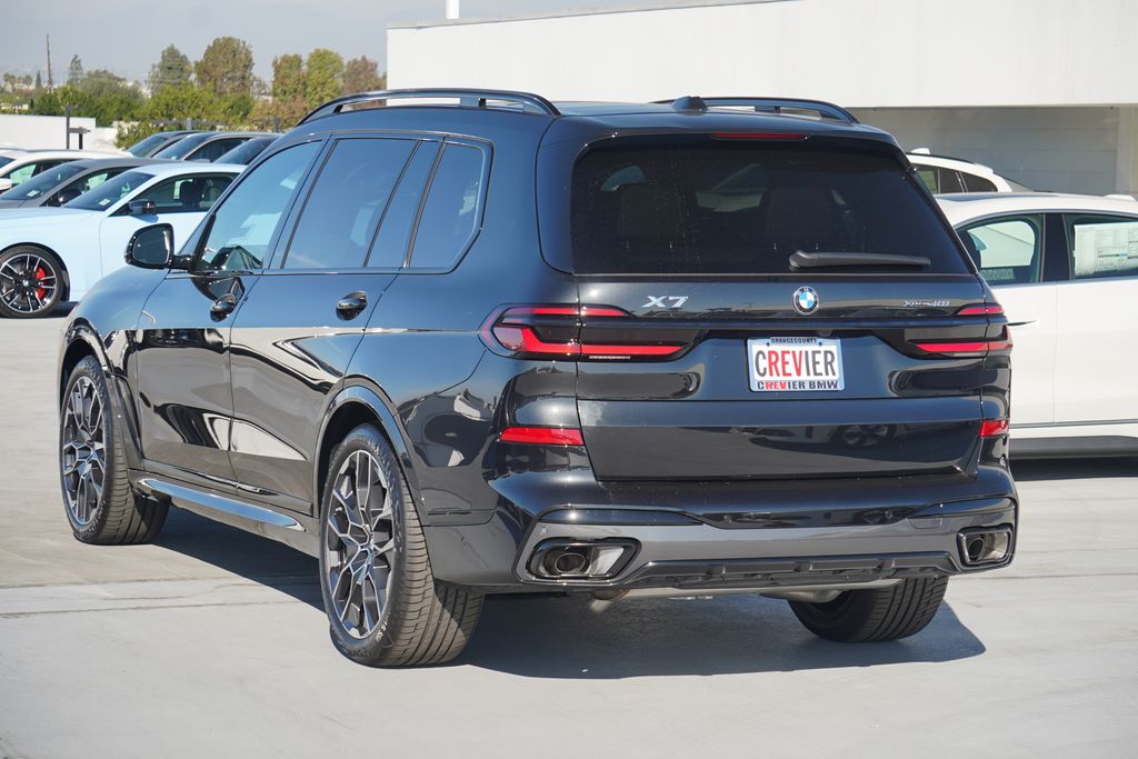 2025 BMW X7 xDrive40i 7