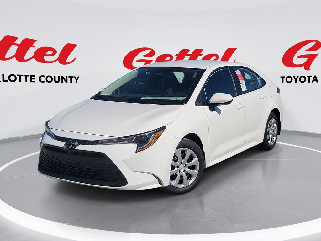 2026 Toyota Corolla LE's photo