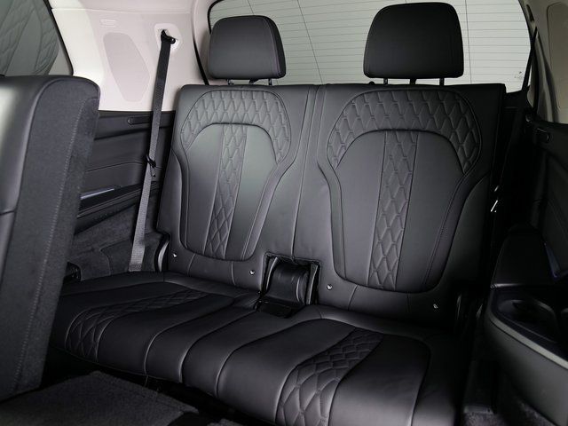 2023 BMW X7 40i - Photo 26