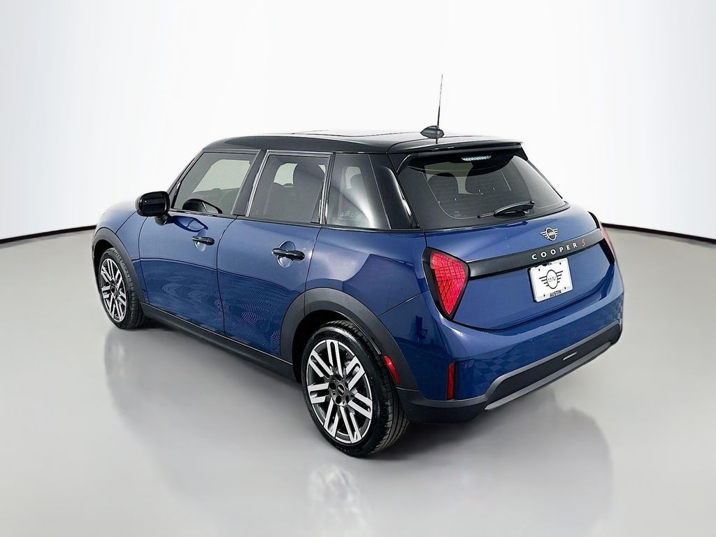 2025 MINI Cooper S 7