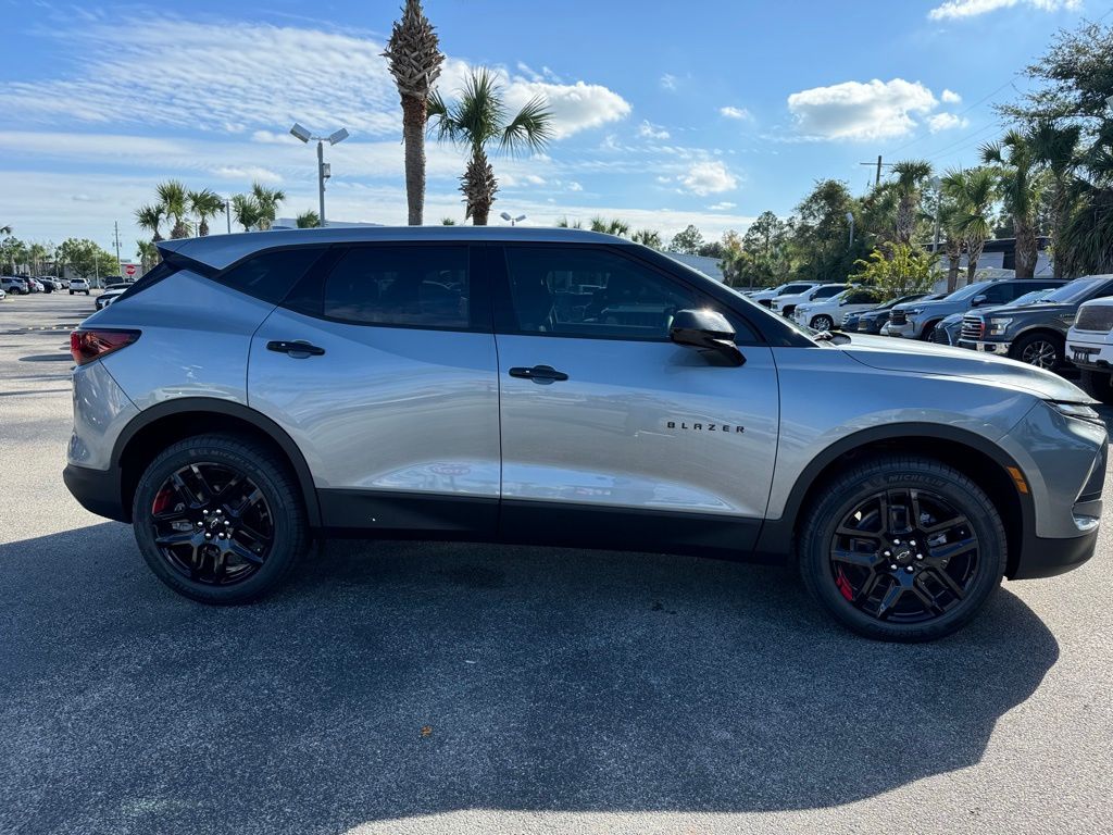 2025 Chevrolet Blazer LT 9