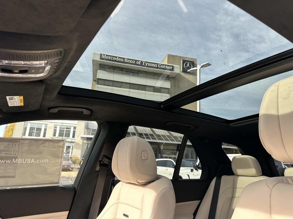 Thumbnail: 2026 Mercedes-Benz GLE - 18