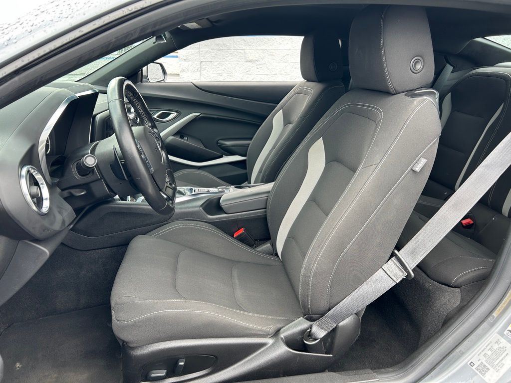 Thumbnail: 2021 Chevrolet Camaro - 16