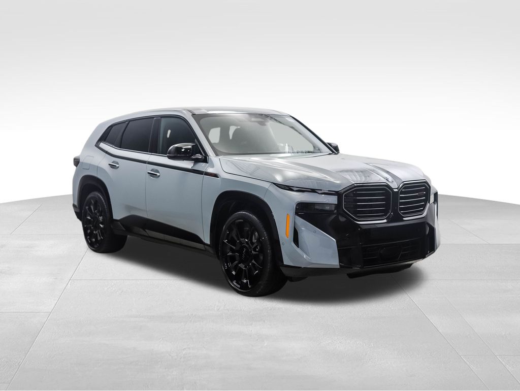 Thumbnail: 2026 BMW XM - 8