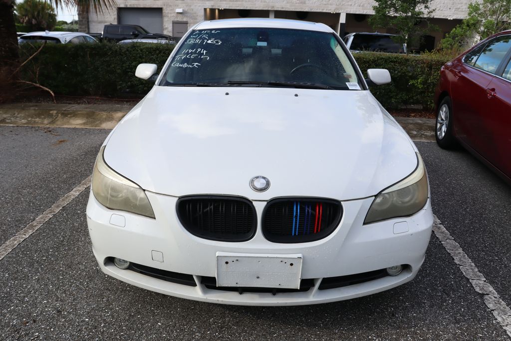 Thumbnail: 2005 BMW 5 Series - 5