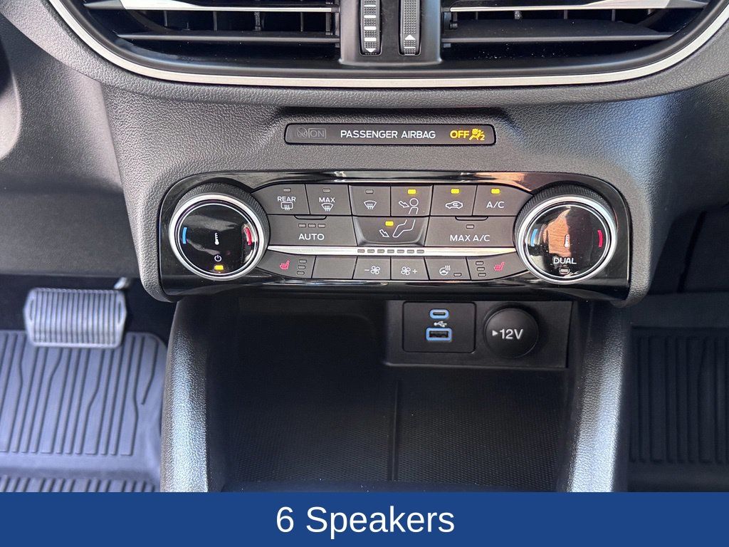 2022 Ford Escape SE