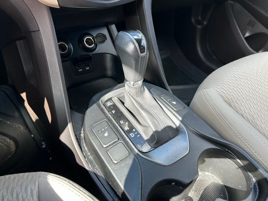 Thumbnail: 2013 Hyundai Santa Fe - 28