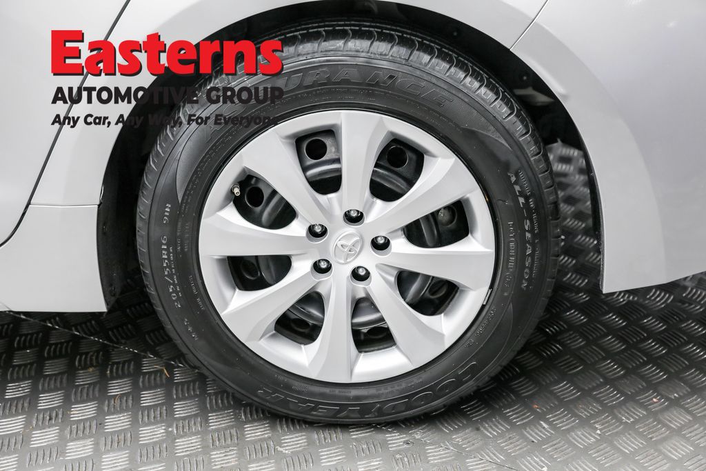 Used 2022 Silver Toyota LE image 8