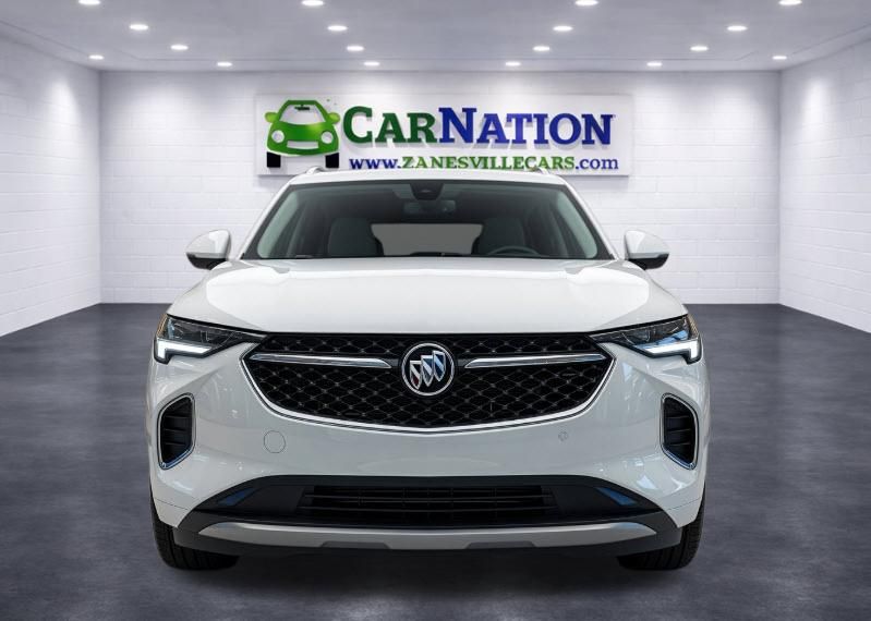 2021 Buick Envision Avenir - Image 2