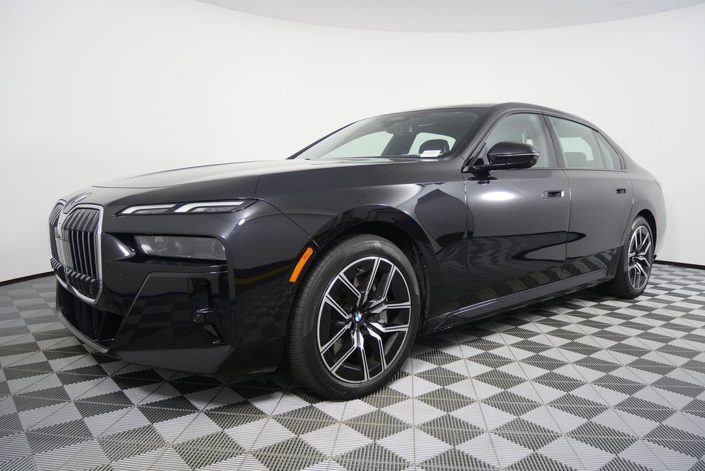 Thumbnail: 2024 BMW 7 Series - 8